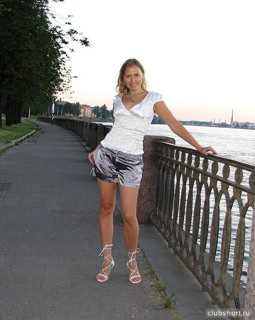 21195_z_f9823c59.jpg